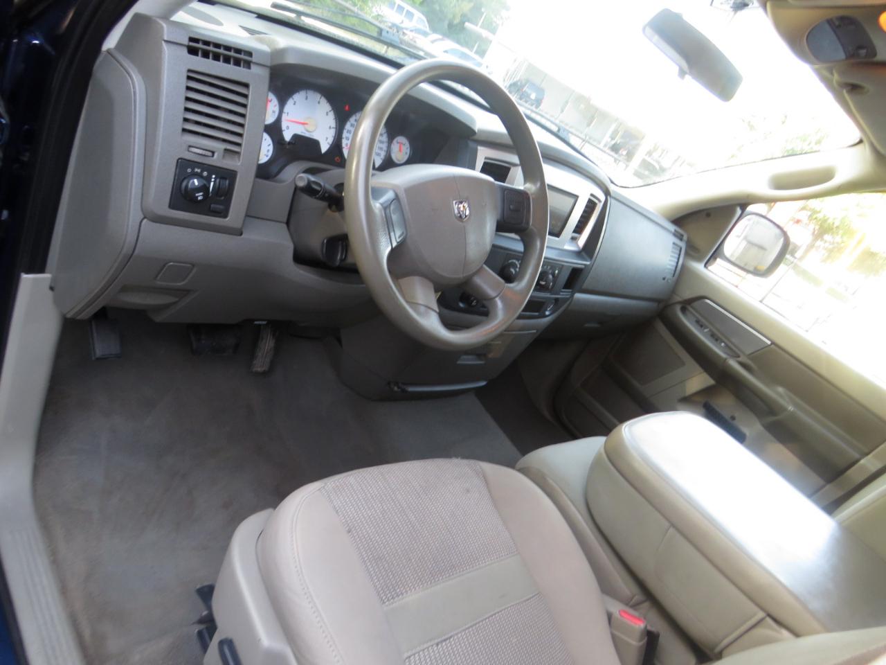 Dodge Ram 1500 4WD Quad Cab 140.5" SLT 2008