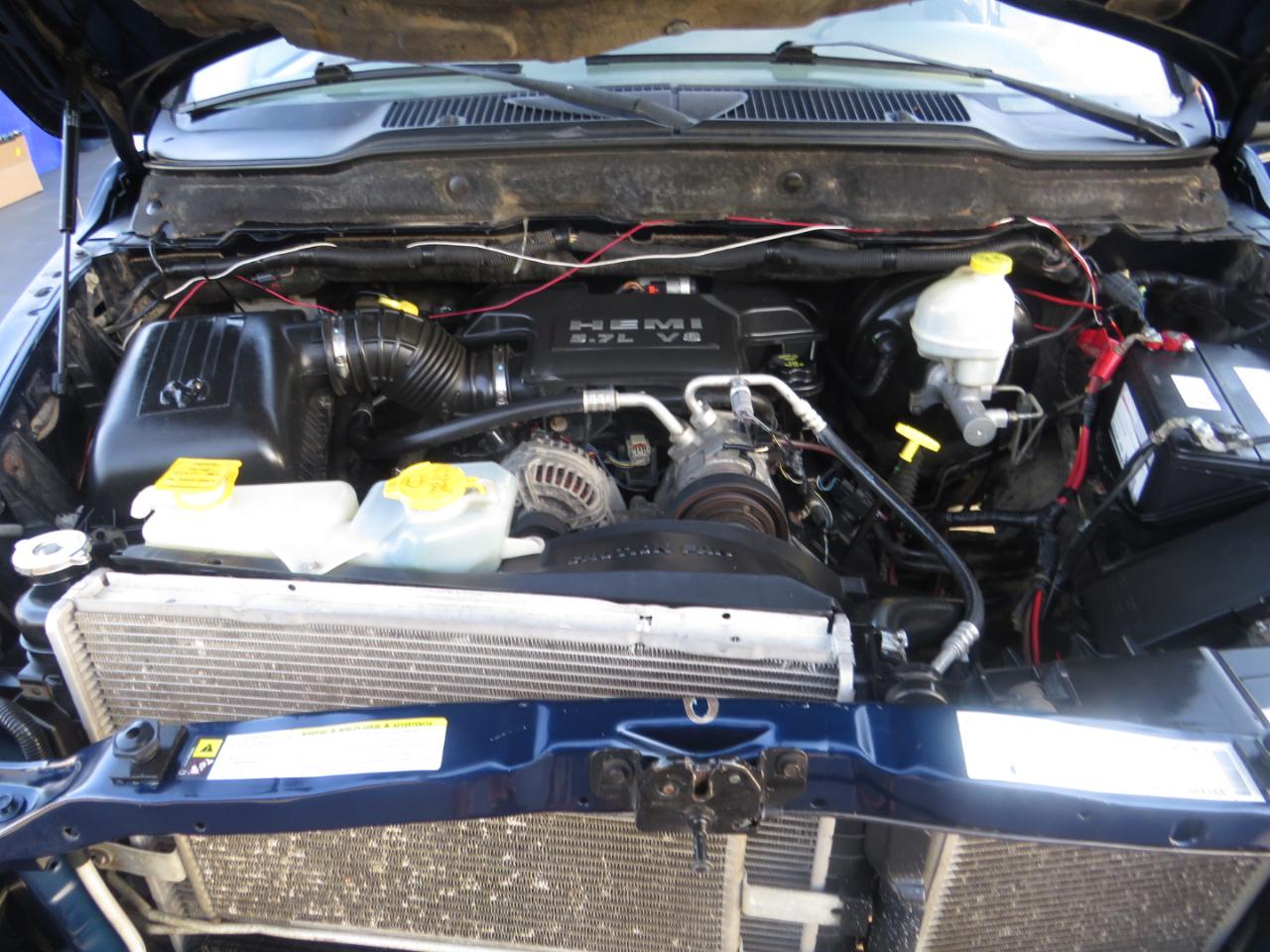 Dodge Ram 1500 4WD Quad Cab 140.5" SLT 2008