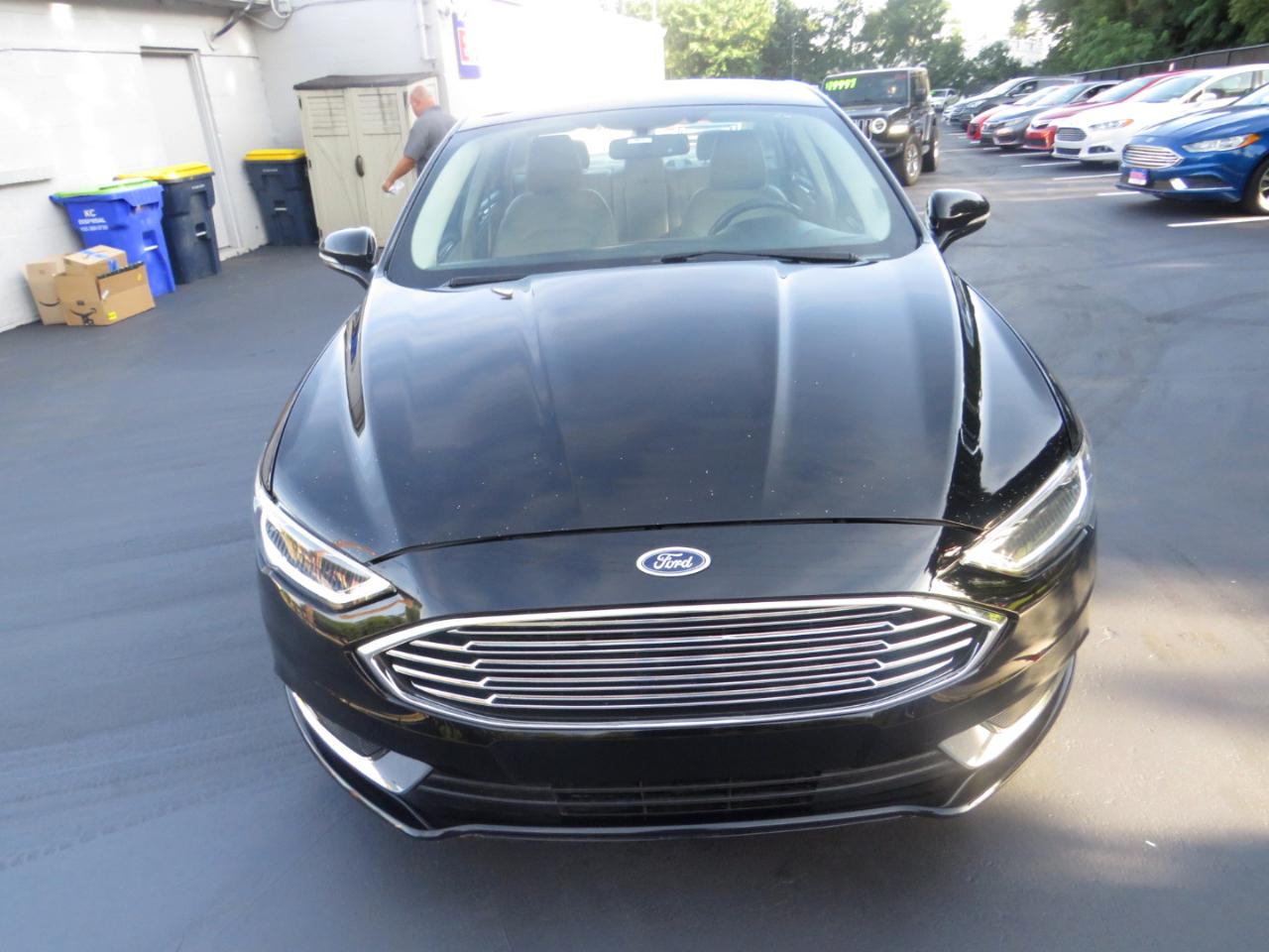 Ford Fusion Hybrid SE FWD 2018