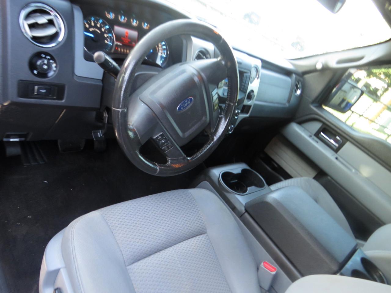 Ford F-150 2WD SuperCrew 145" King Ranch 2013