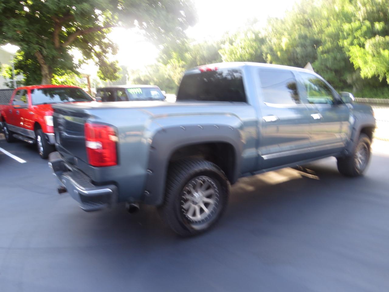GMC Sierra 1500 4WD Crew Cab 143.5" SLT 2014
