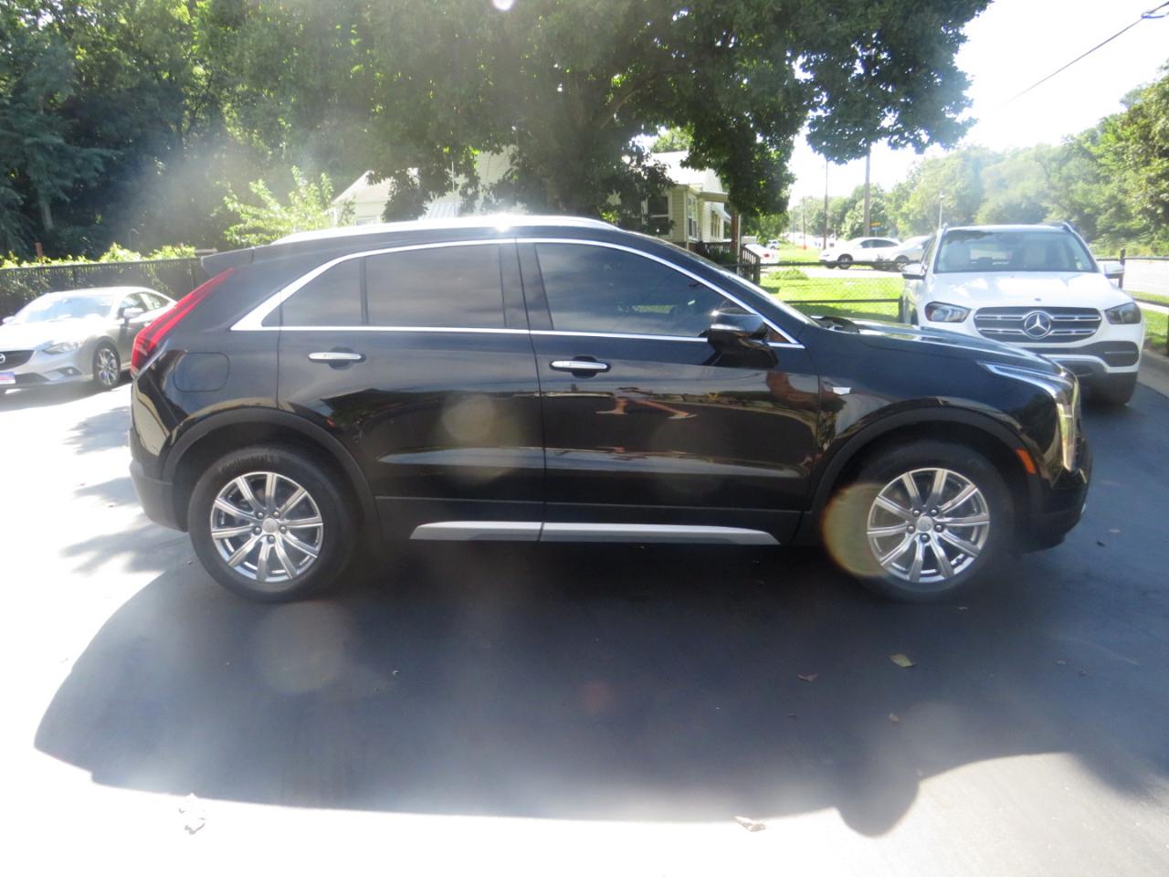 Cadillac XT4 AWD 4dr Premium Luxury 2022