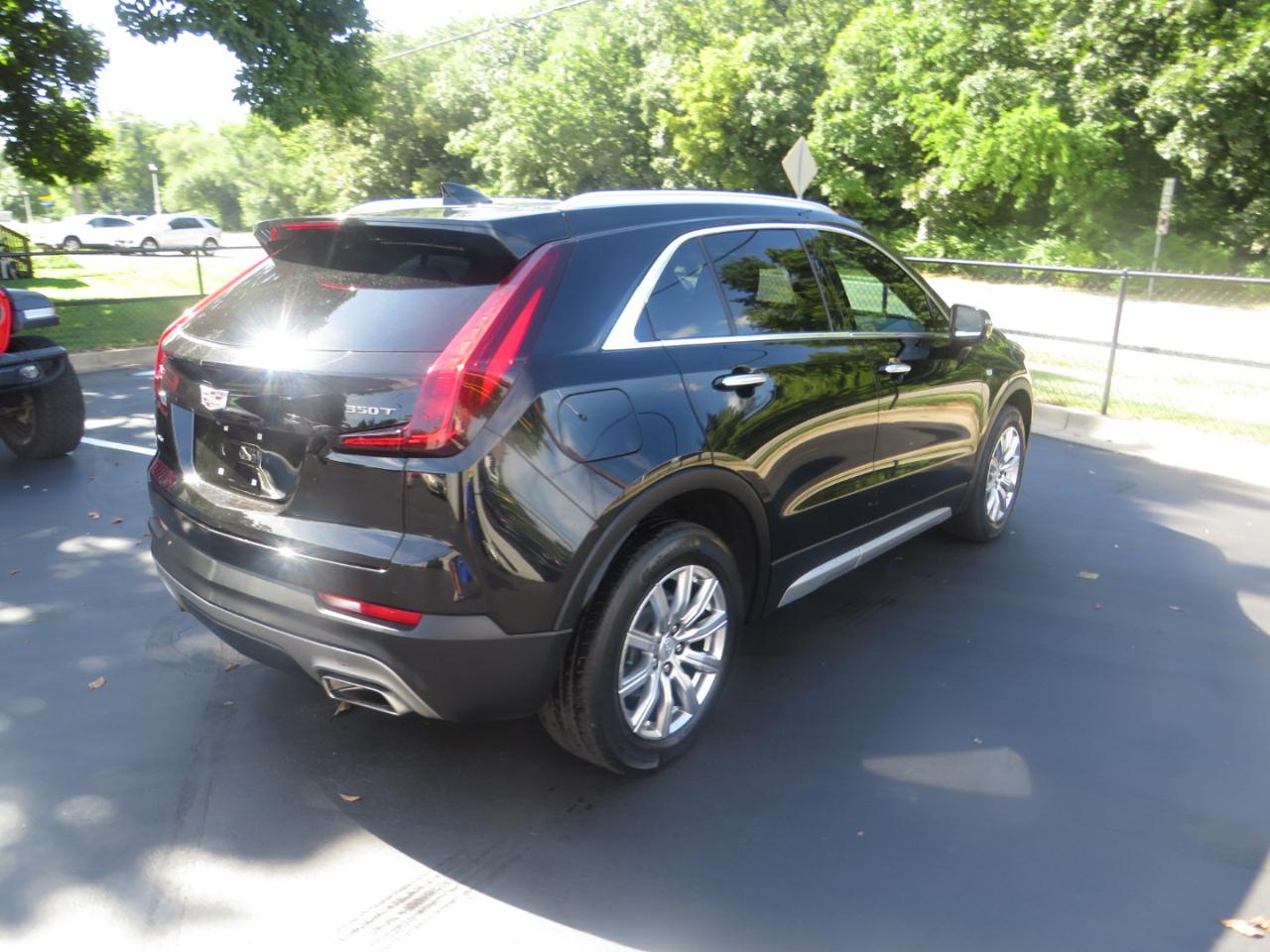 Cadillac XT4 AWD 4dr Premium Luxury 2022