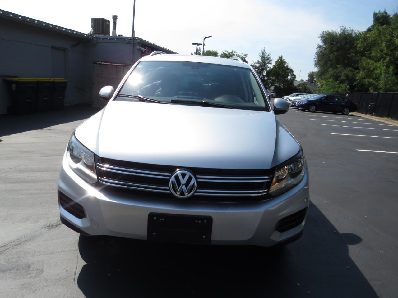 Volkswagen Tiguan 2.0T Wolfsburg Edition FWD 2017