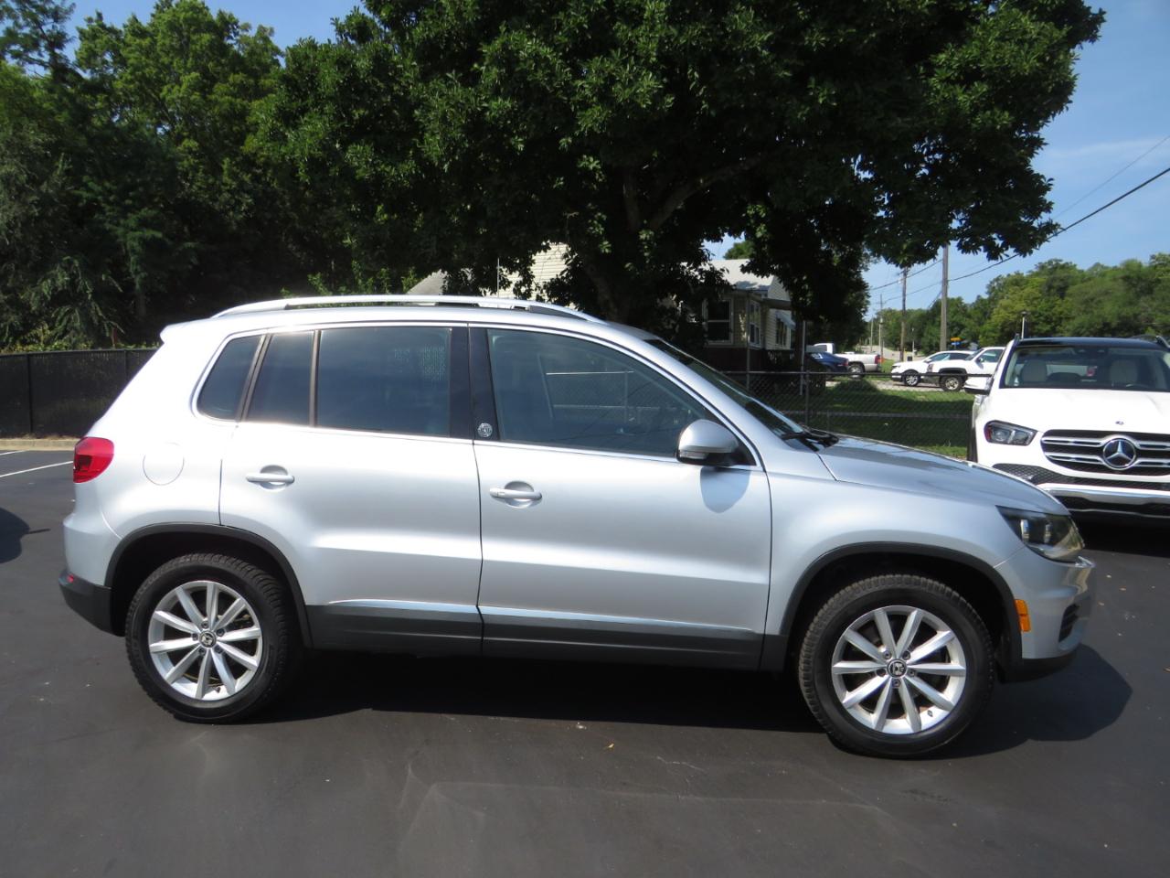 Volkswagen Tiguan 2.0T Wolfsburg Edition FWD 2017