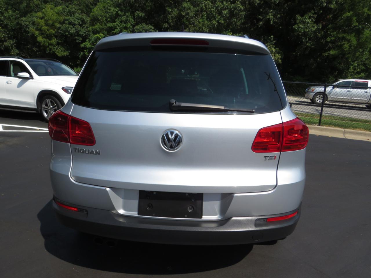Volkswagen Tiguan 2.0T Wolfsburg Edition FWD 2017
