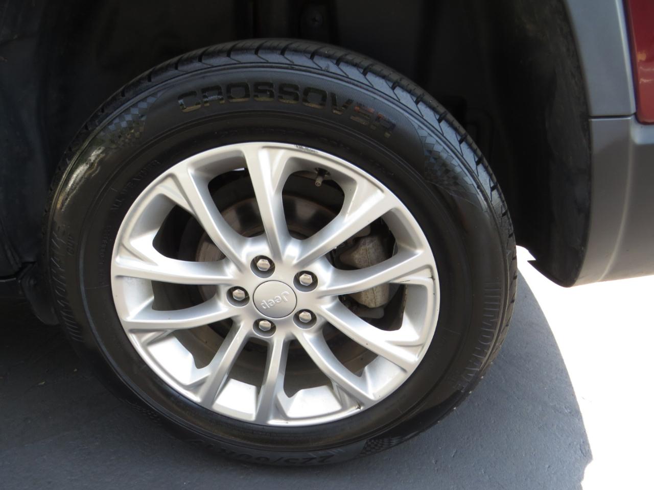 Jeep Cherokee Latitude FWD 2019