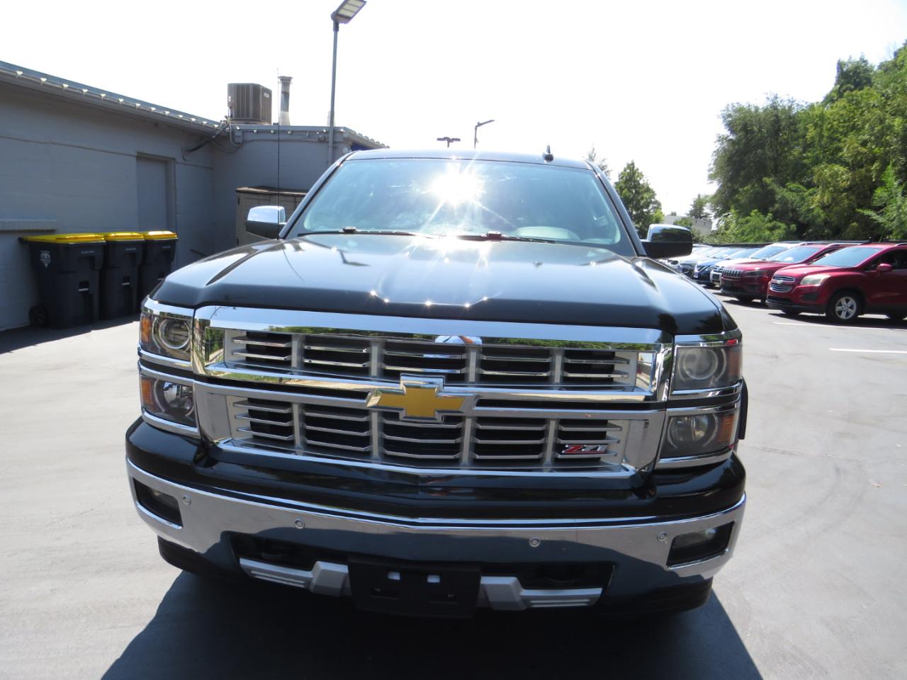 Chevrolet Silverado 1500 4WD Crew Cab 153.0" LTZ w/2LZ 2015