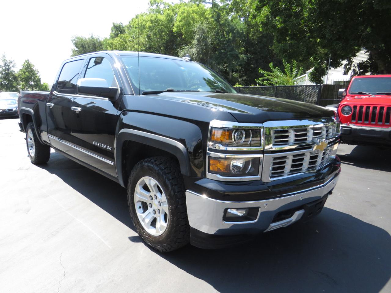Chevrolet Silverado 1500 4WD Crew Cab 153.0" LTZ w/2LZ 2015