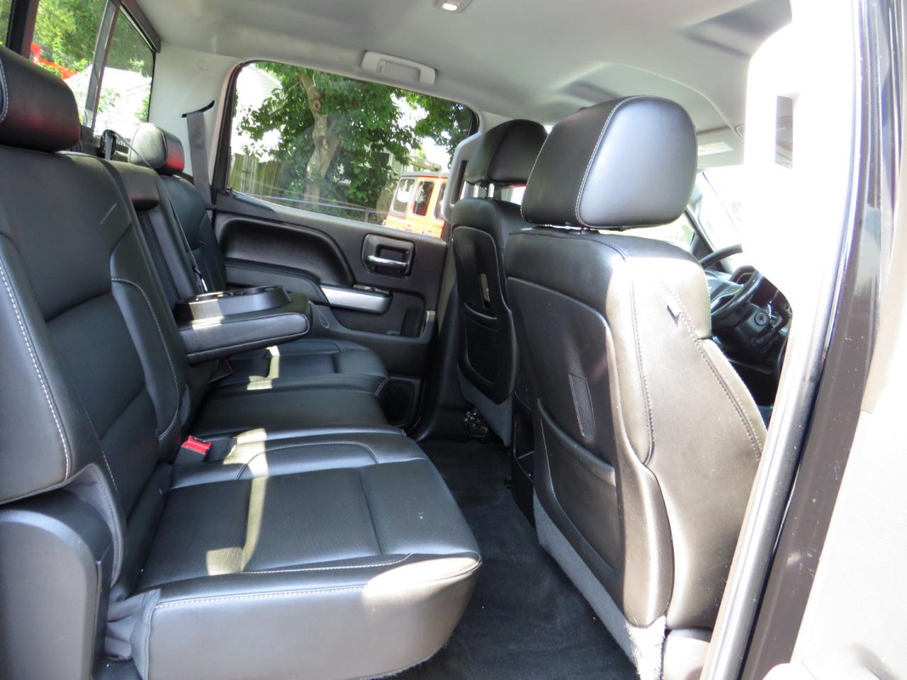 Chevrolet Silverado 1500 4WD Crew Cab 153.0" LTZ w/2LZ 2015