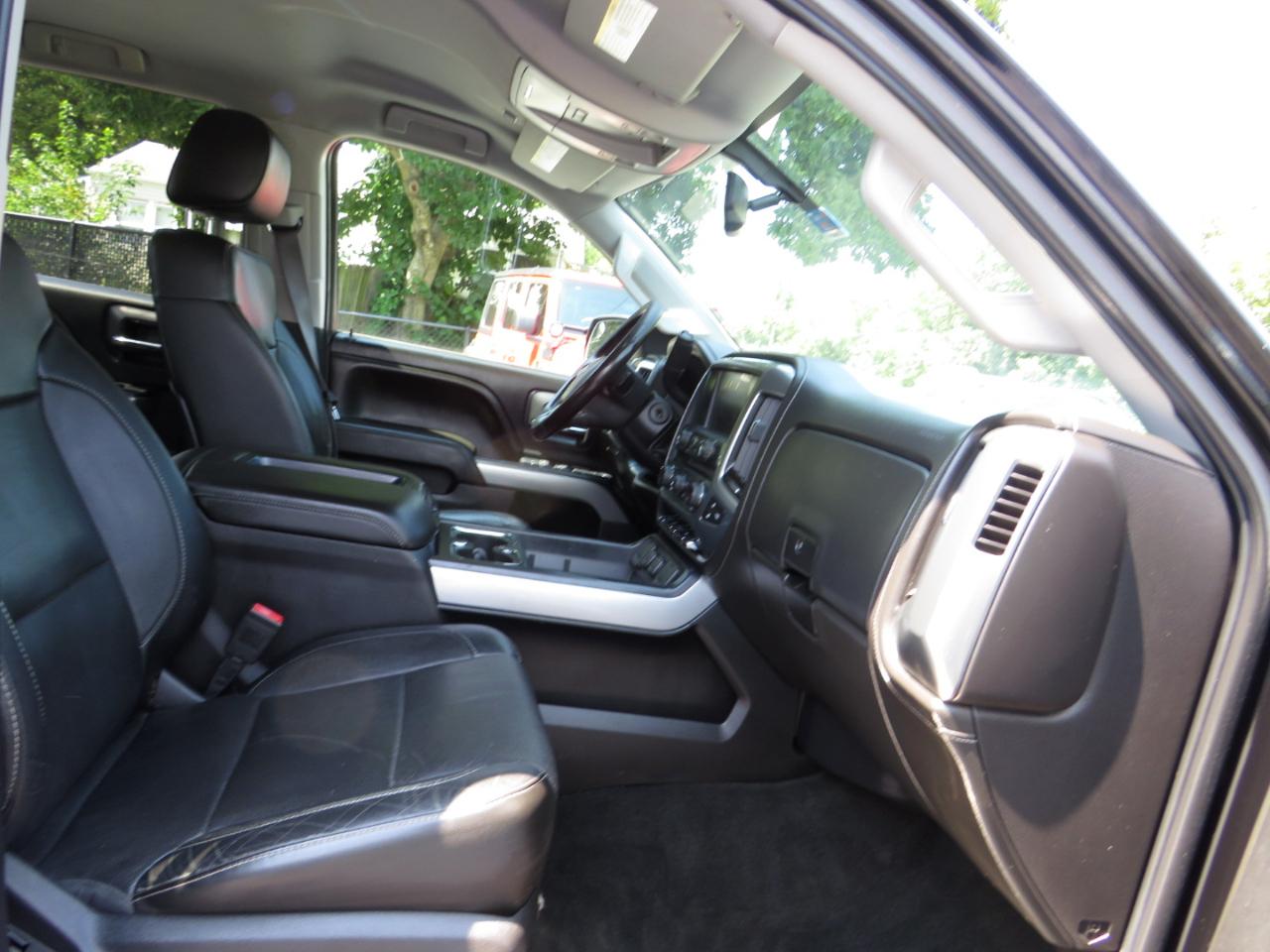 Chevrolet Silverado 1500 4WD Crew Cab 153.0" LTZ w/2LZ 2015