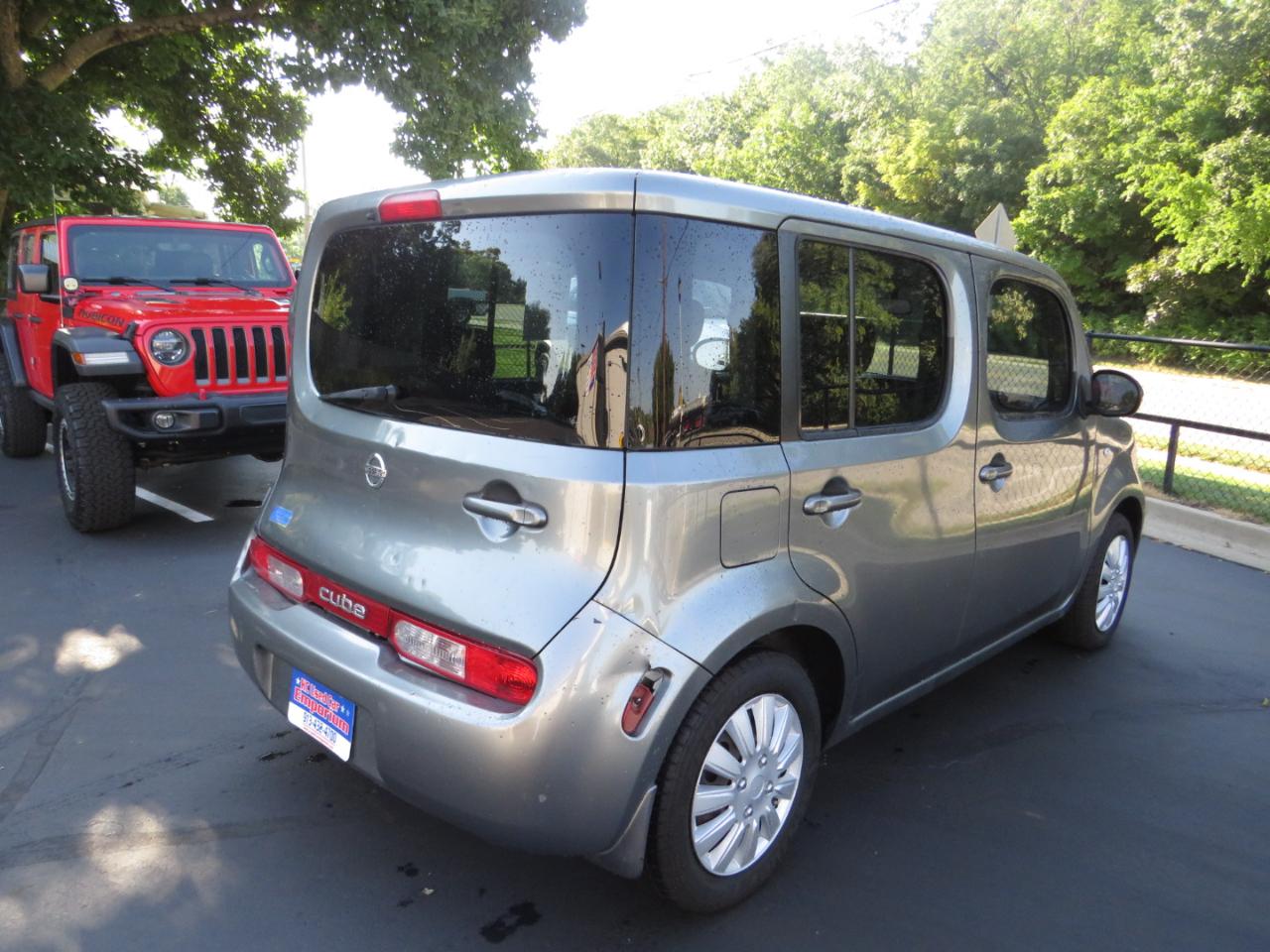 Nissan Cube 5dr Wgn I4 CVT 1.8 S 2011