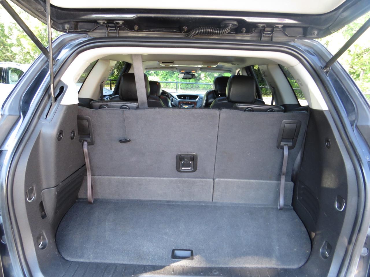 Chevrolet Traverse AWD 4dr LTZ 2013