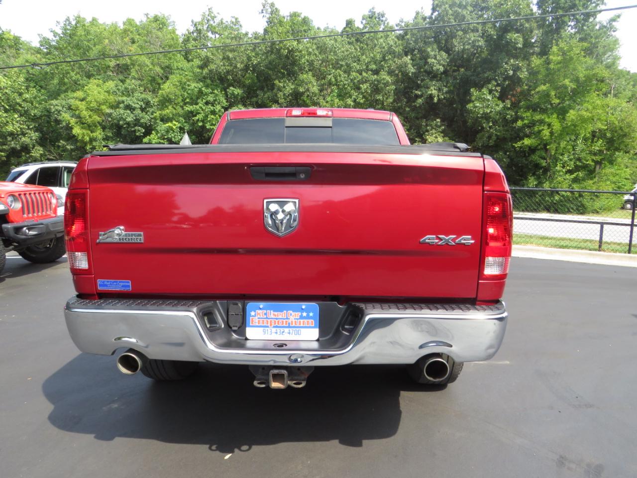 RAM 1500 4WD Crew Cab 140.5" Big Horn 2012