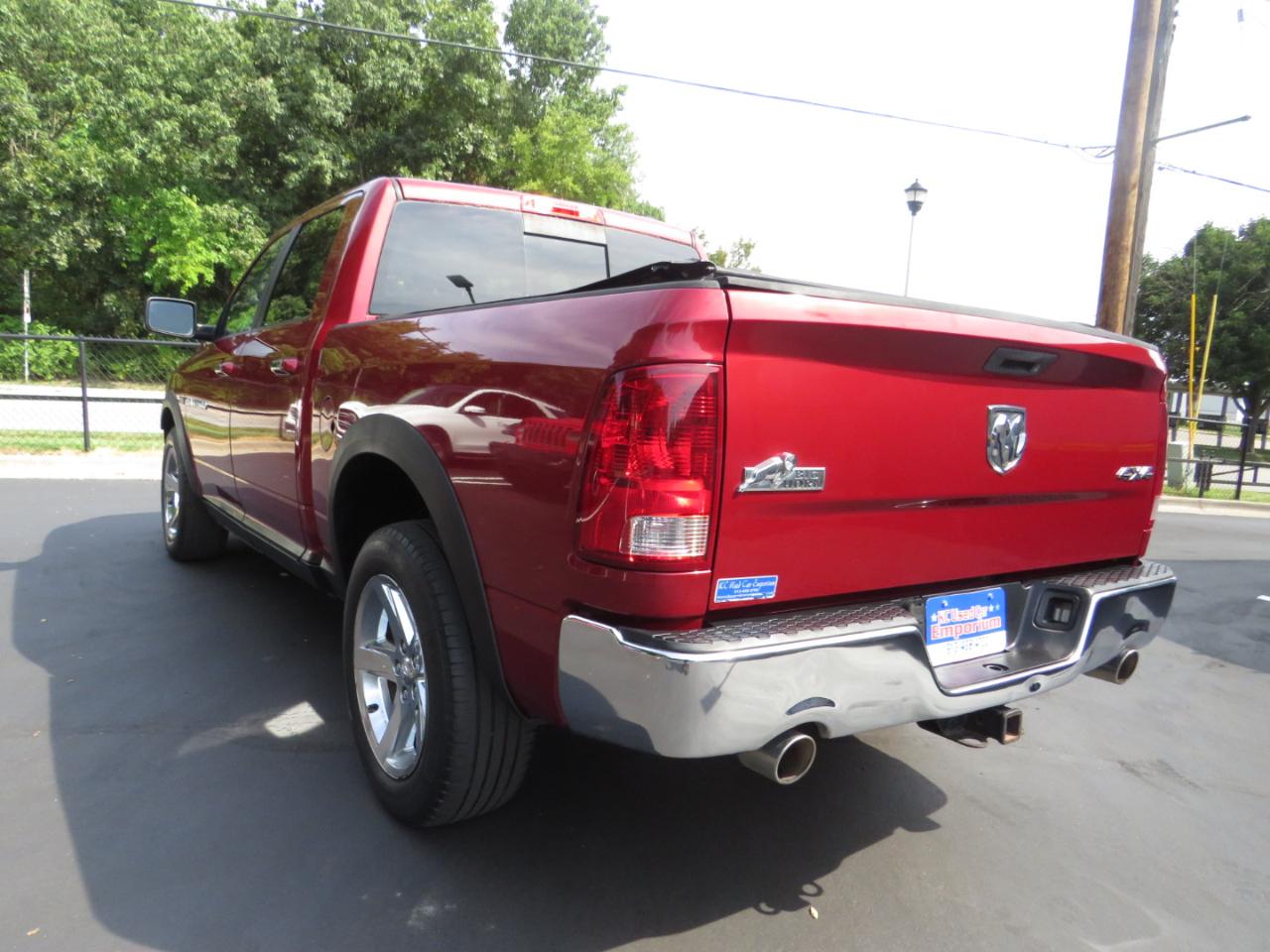 RAM 1500 4WD Crew Cab 140.5" Big Horn 2012