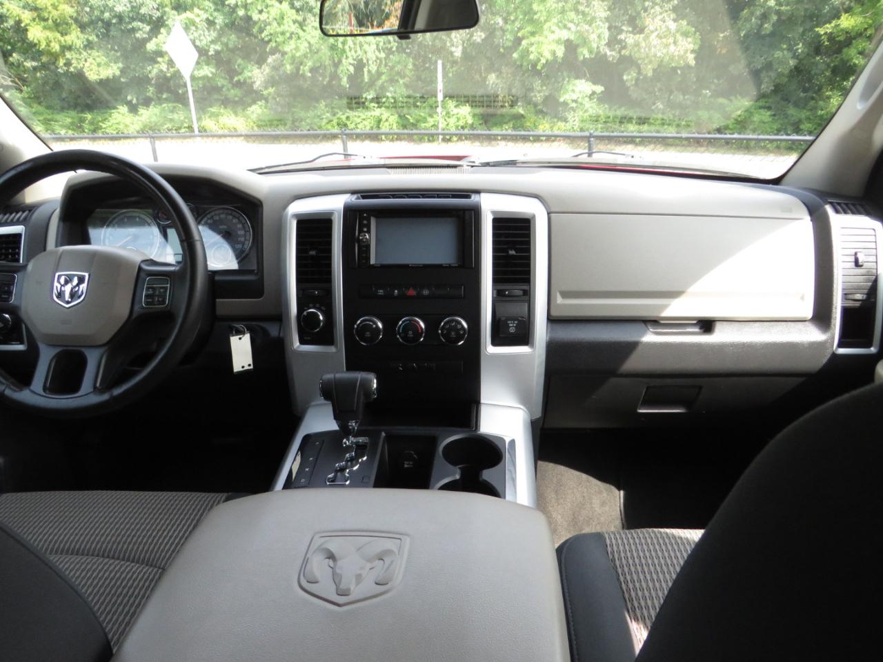 RAM 1500 4WD Crew Cab 140.5" Big Horn 2012