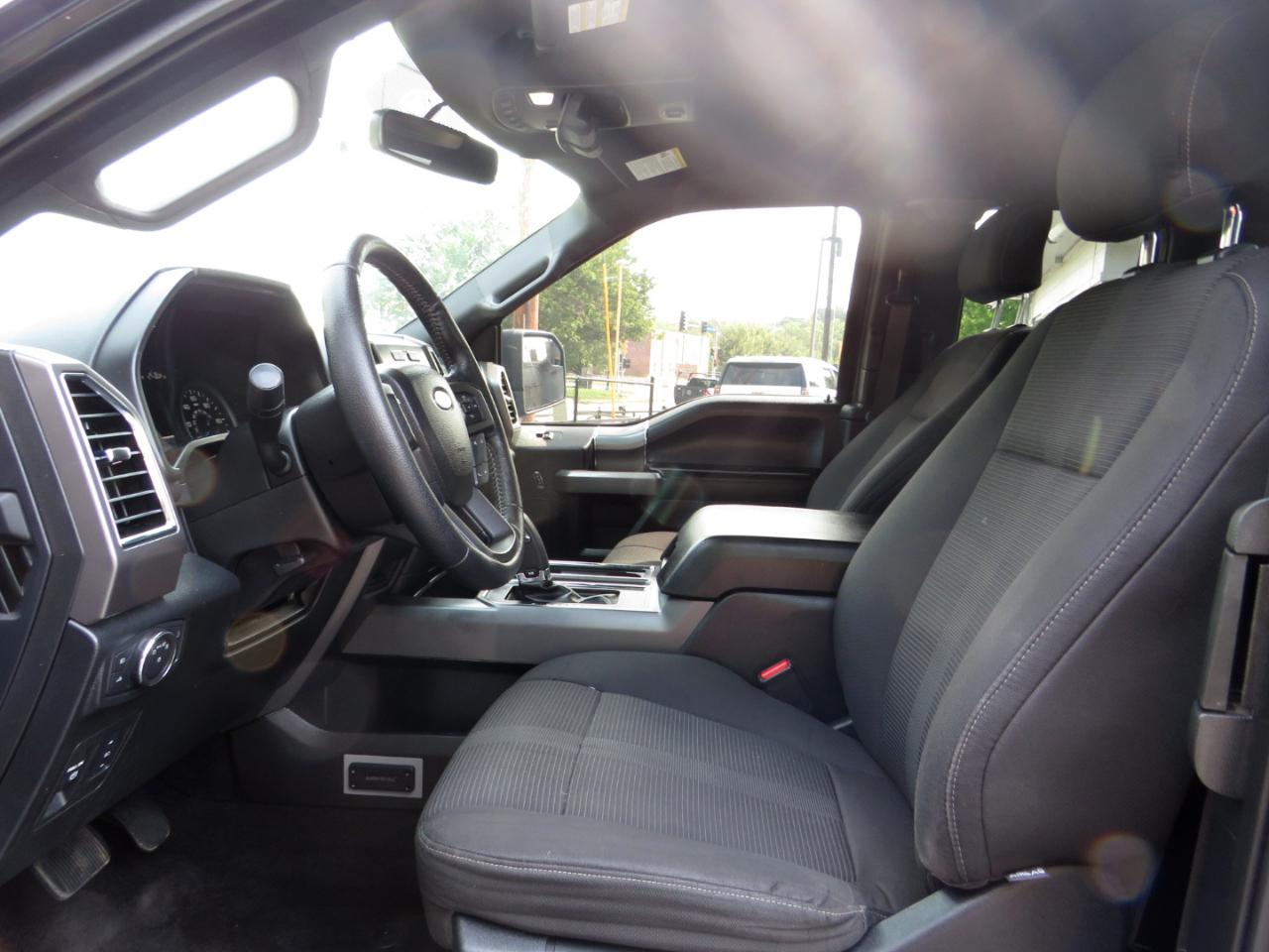 Ford F-150 4WD SuperCab 145" Lariat 2015