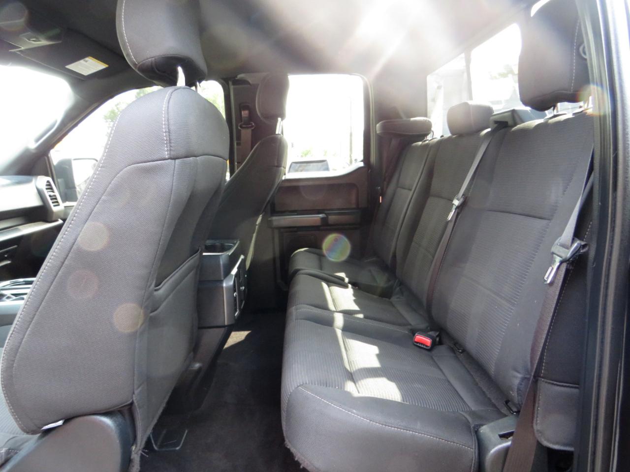 Ford F-150 4WD SuperCab 145" Lariat 2015
