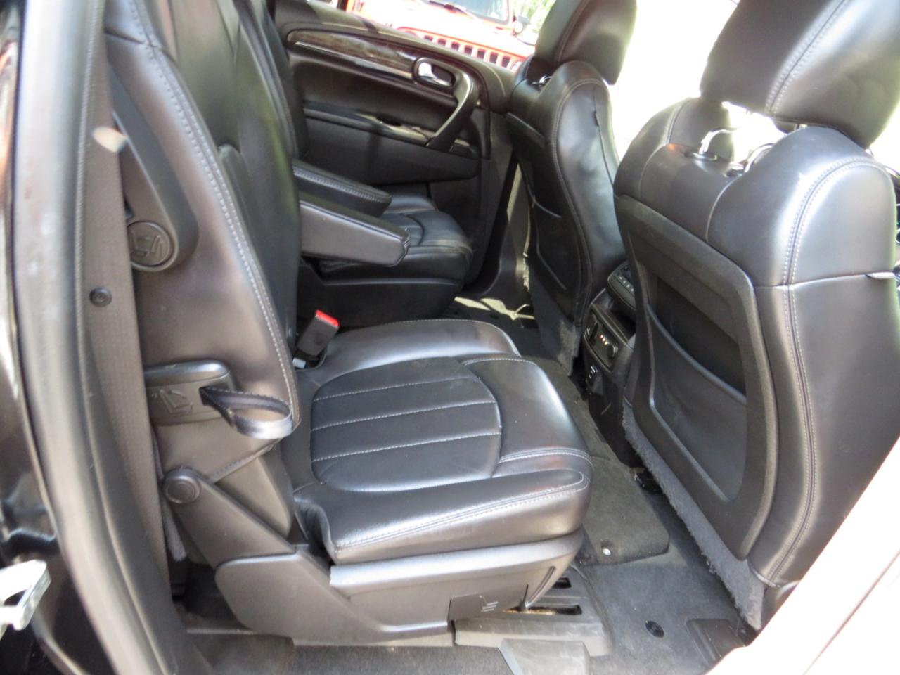 Buick Enclave FWD 4dr Premium 2015
