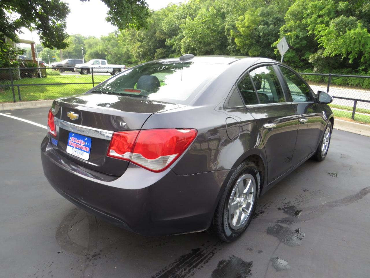 Chevrolet Cruze Limited 4dr Sdn Auto LT w/1LT 2016