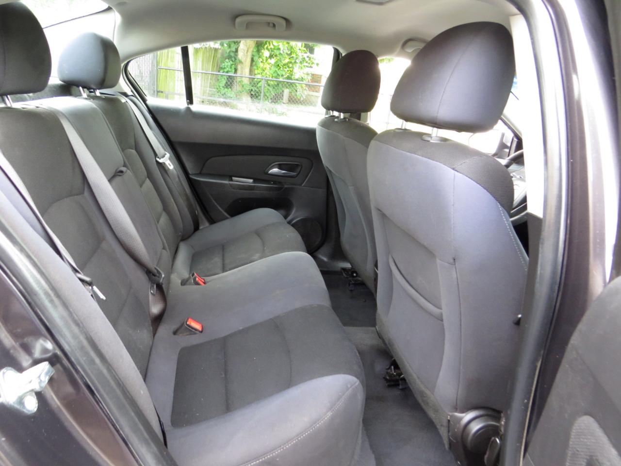 Chevrolet Cruze Limited 4dr Sdn Auto LT w/1LT 2016