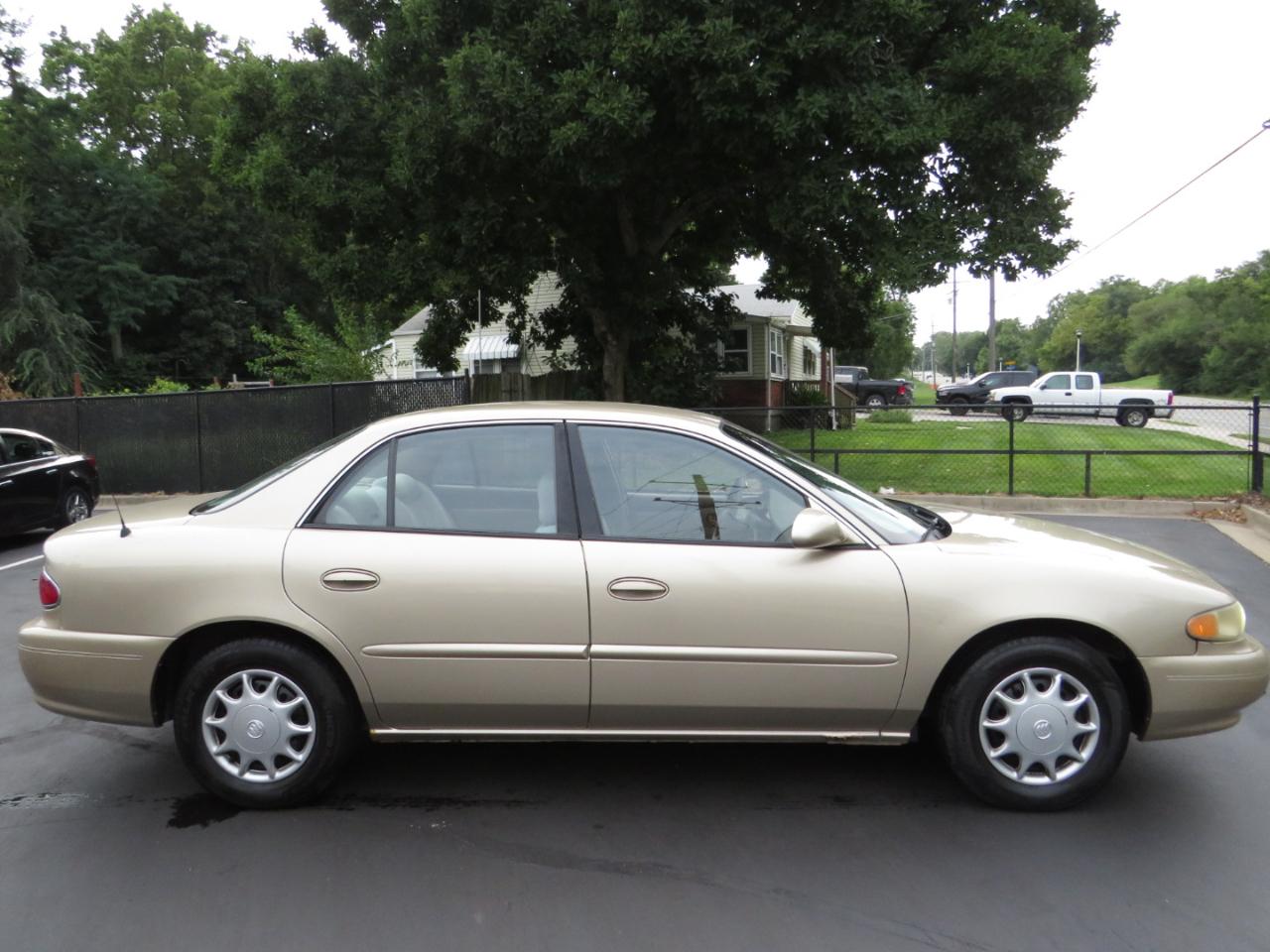 Buick Century 4dr Sdn Custom 2005