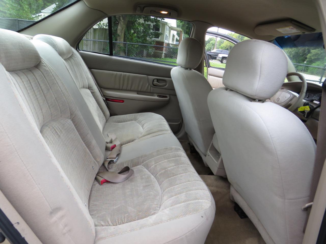 Buick Century 4dr Sdn Custom 2005