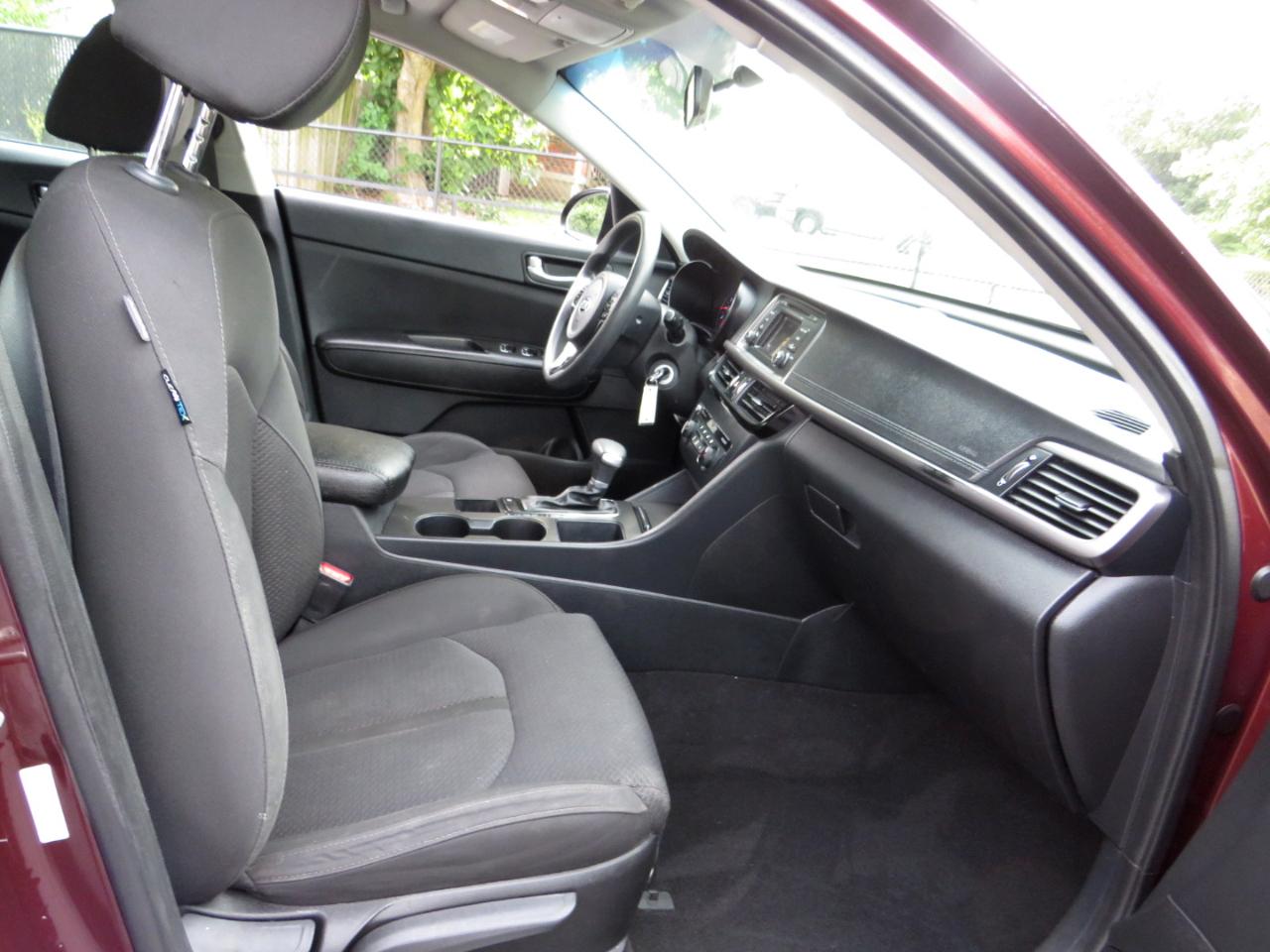 Kia Optima LX Auto 2017