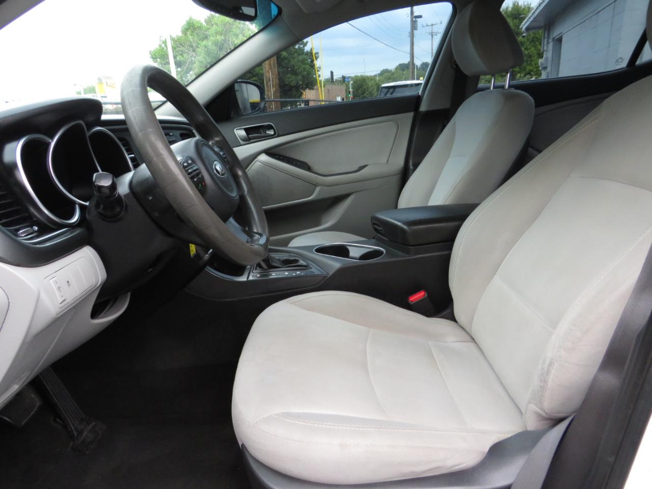 Kia Optima 4dr Sdn LX 2014