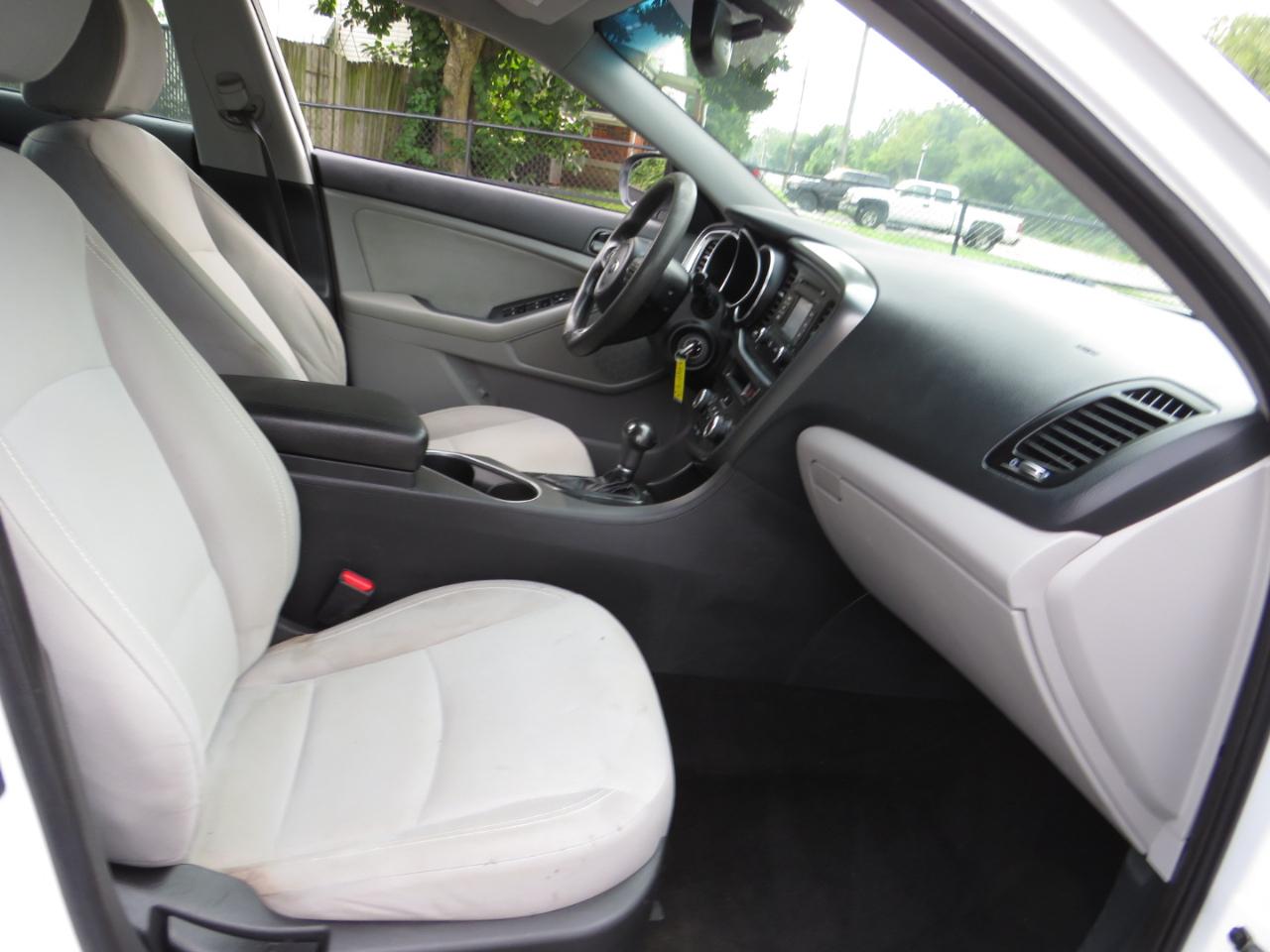 Kia Optima 4dr Sdn LX 2014