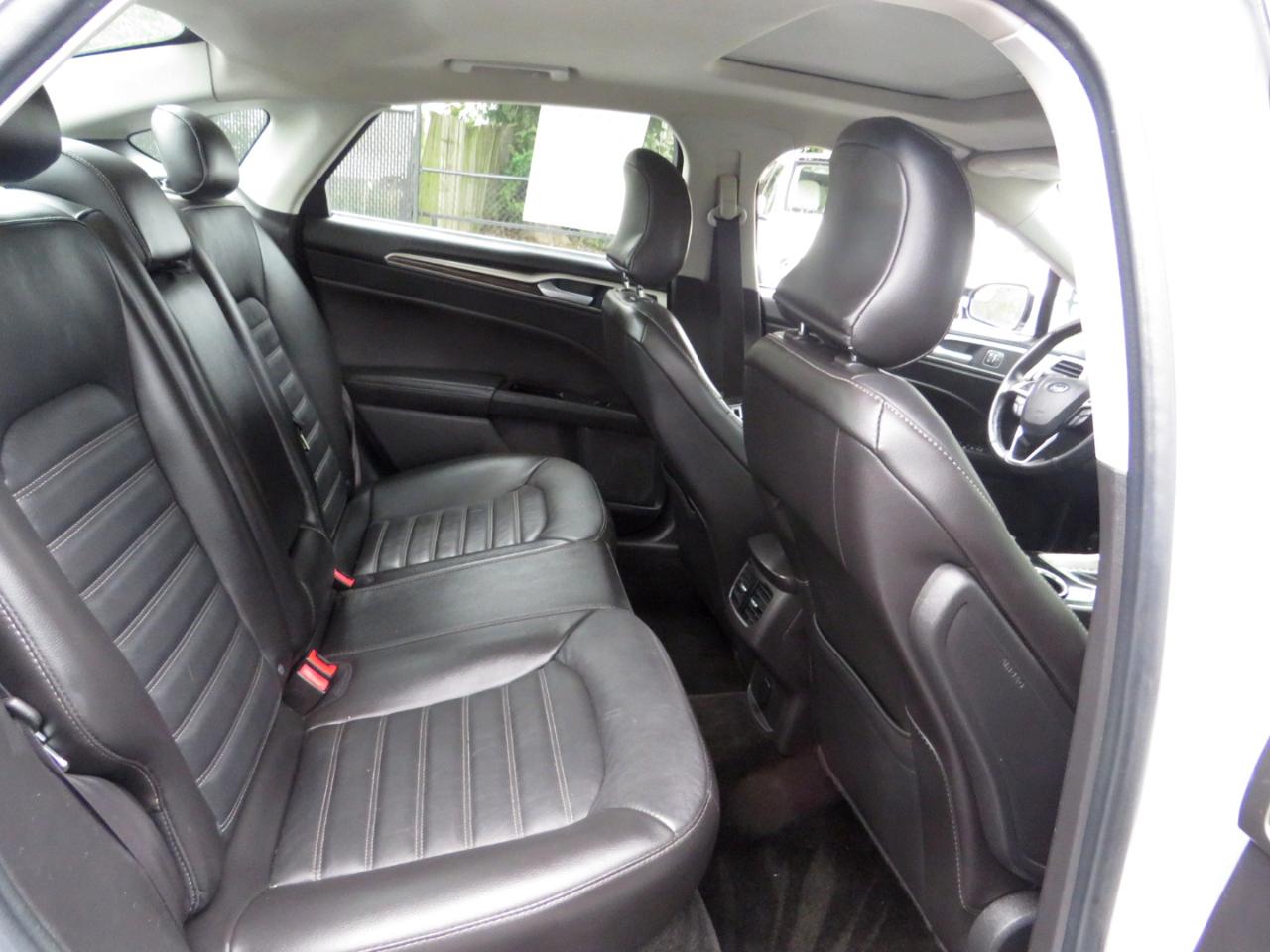 Ford Fusion 4dr Sdn SE FWD 2016