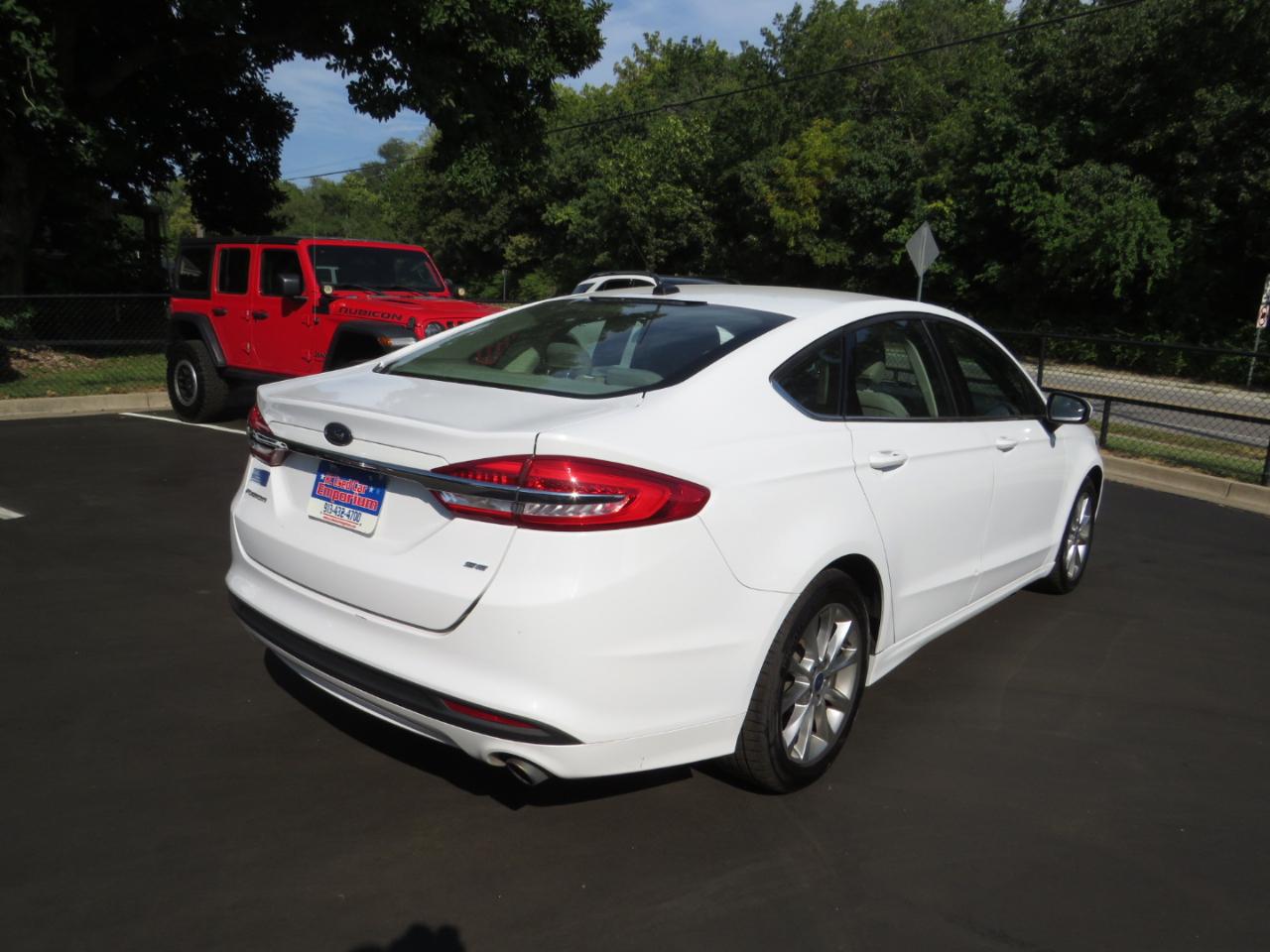 Ford Fusion SE FWD 2017