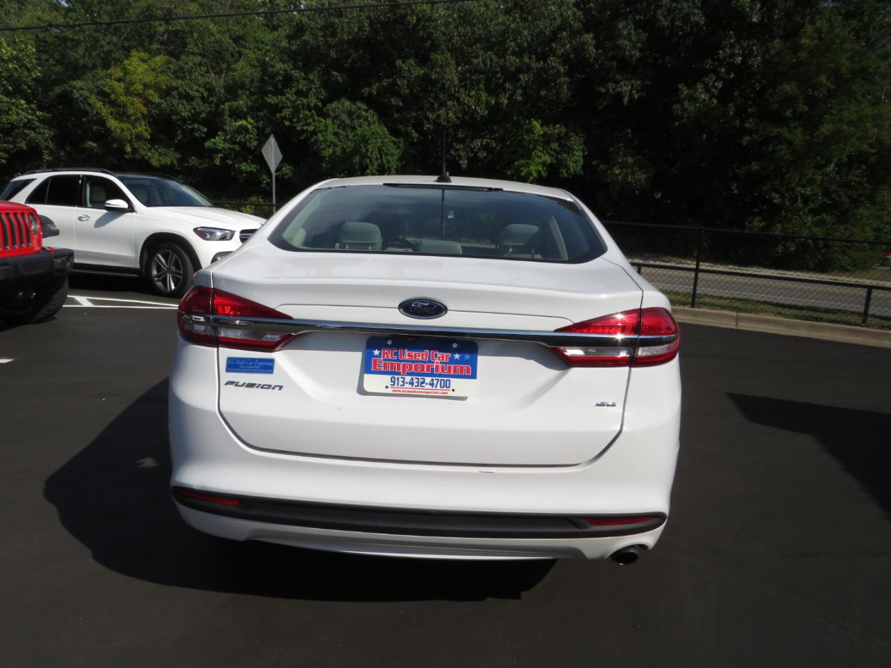 Ford Fusion SE FWD 2017