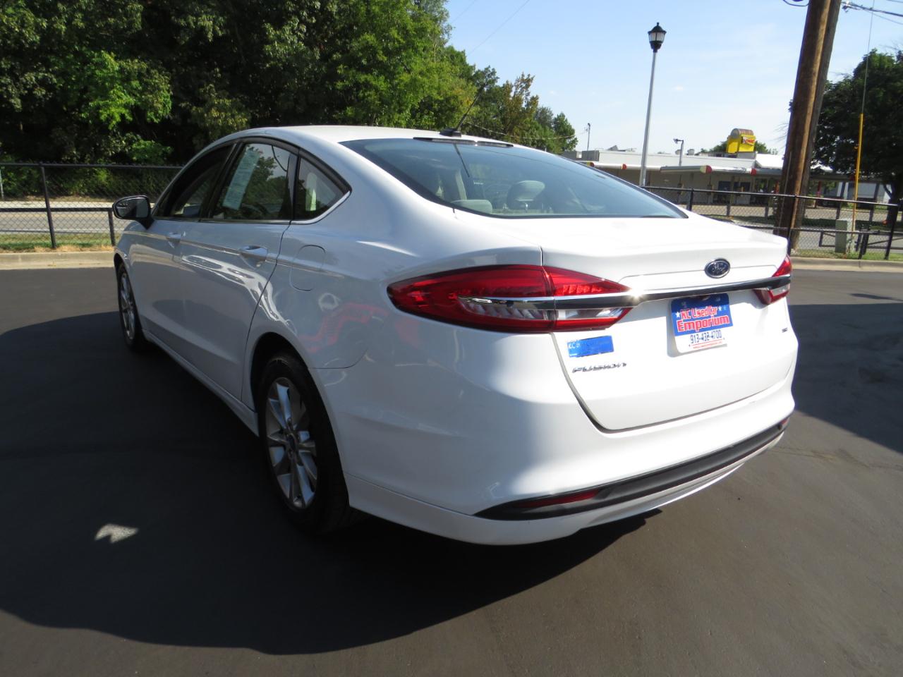 Ford Fusion SE FWD 2017