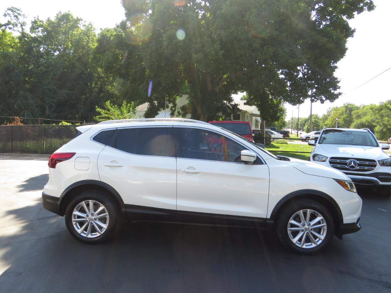 Nissan Rogue Sport AWD SV 2017