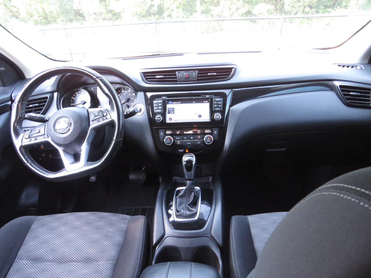 Nissan Rogue Sport AWD SV 2017