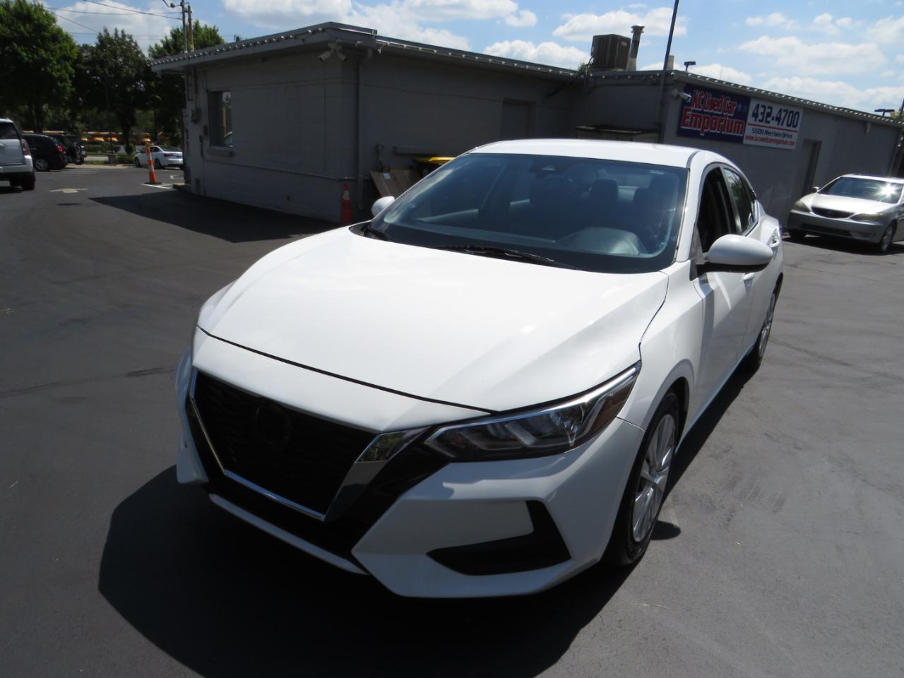 Nissan Sentra S CVT 2022
