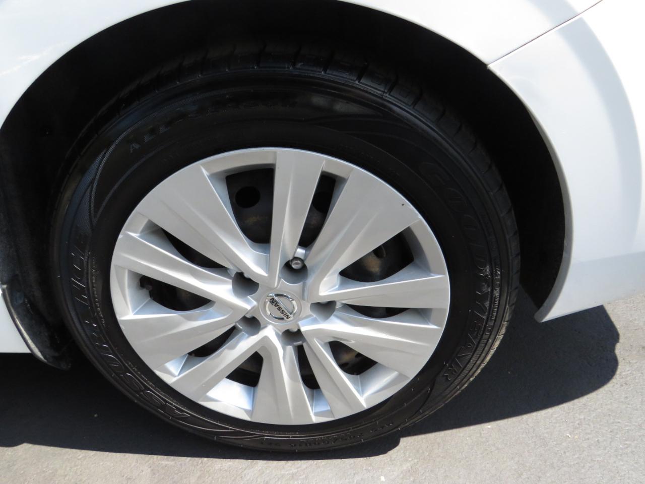 Nissan Sentra S CVT 2022