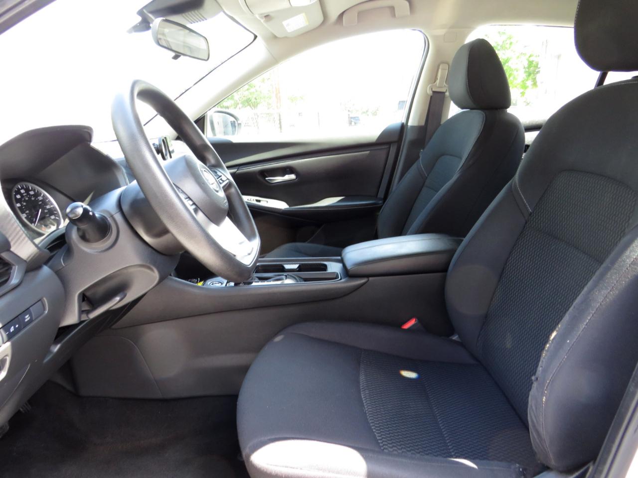 Nissan Sentra S CVT 2022