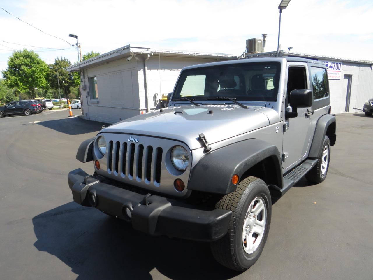 Jeep Wrangler 4WD 2dr Sport 2013