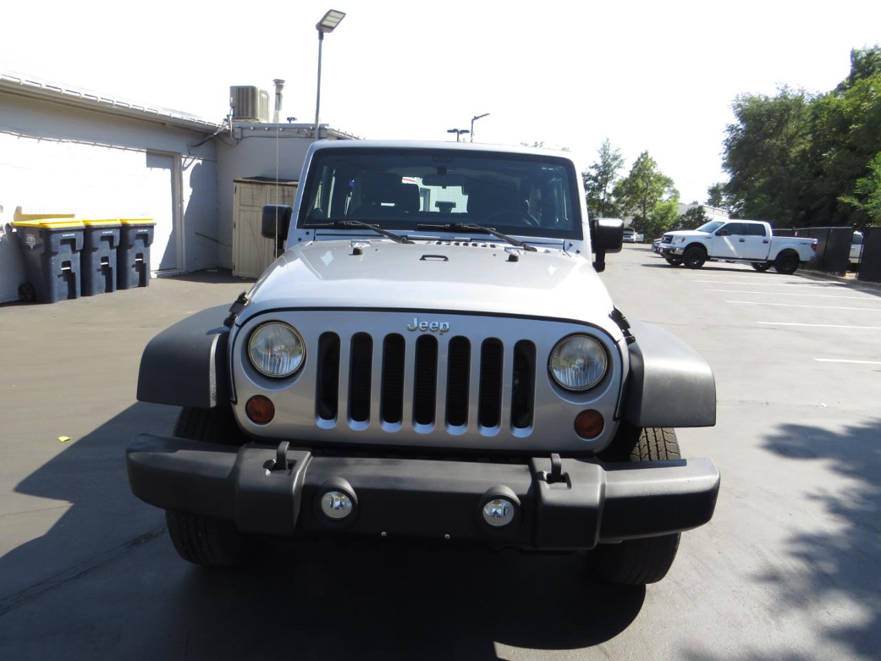 Jeep Wrangler 4WD 2dr Sport 2013