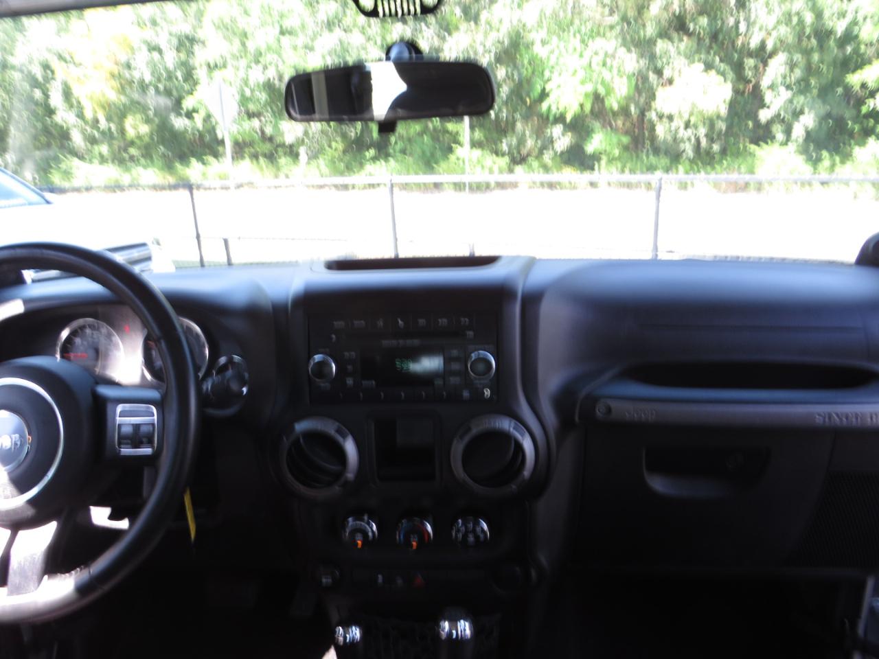 Jeep Wrangler 4WD 2dr Sport 2013