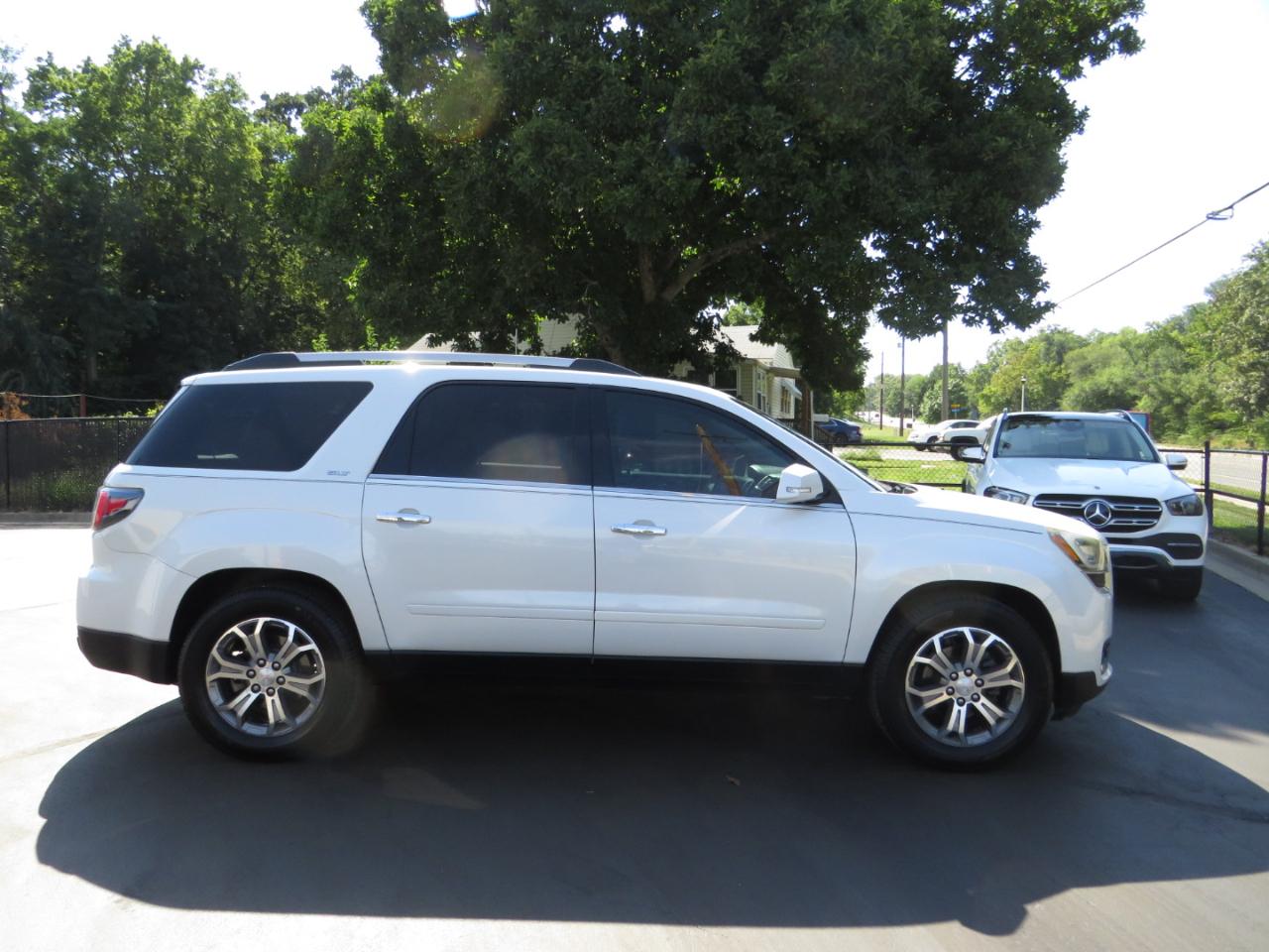 GMC Acadia AWD 4dr SLT w/SLT-1 2016