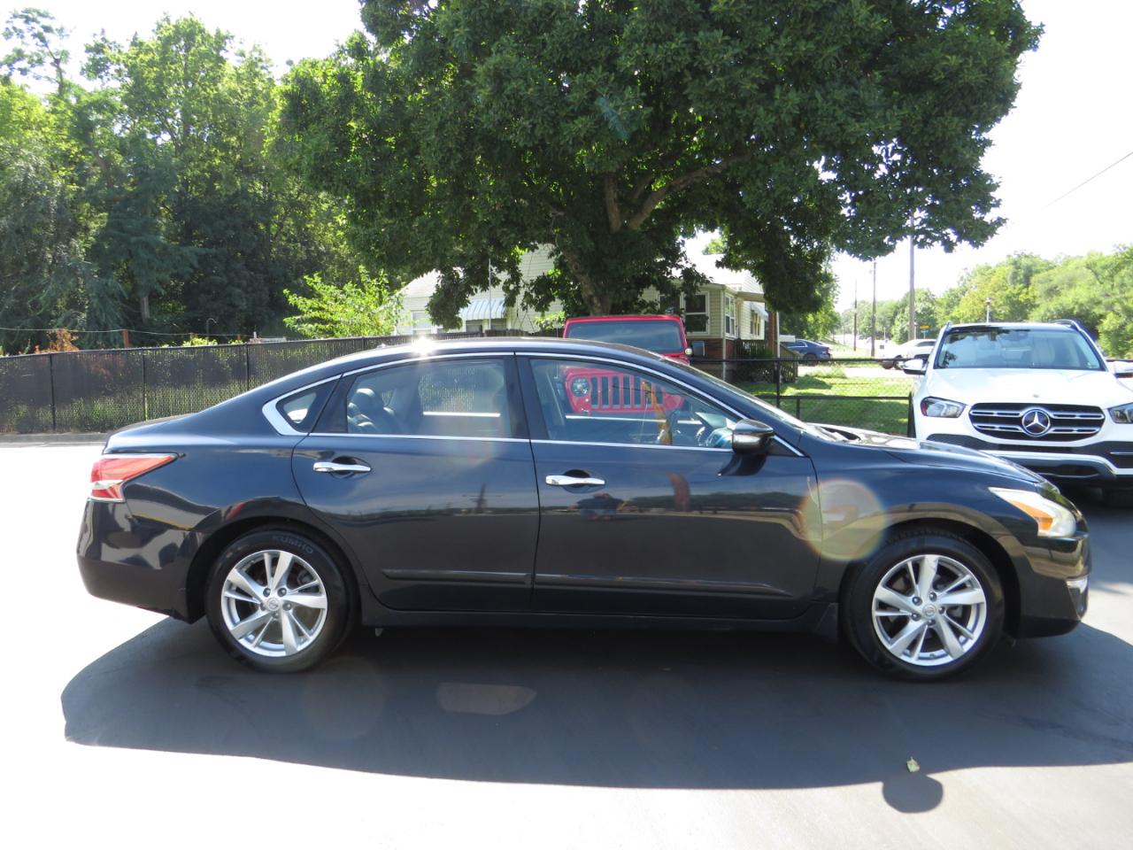 Nissan Altima 4dr Sdn I4 2.5 SL 2015