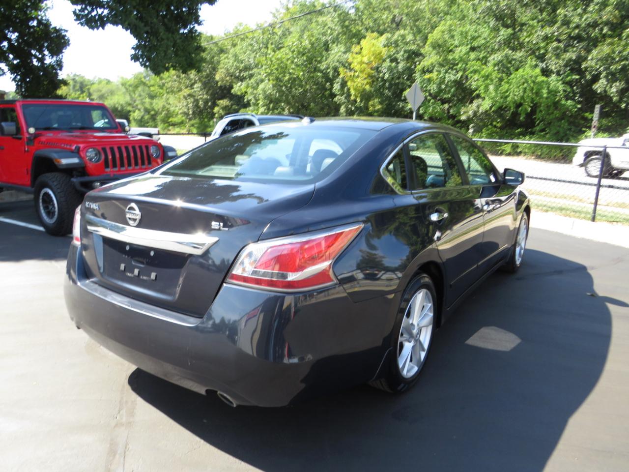Nissan Altima 4dr Sdn I4 2.5 SL 2015