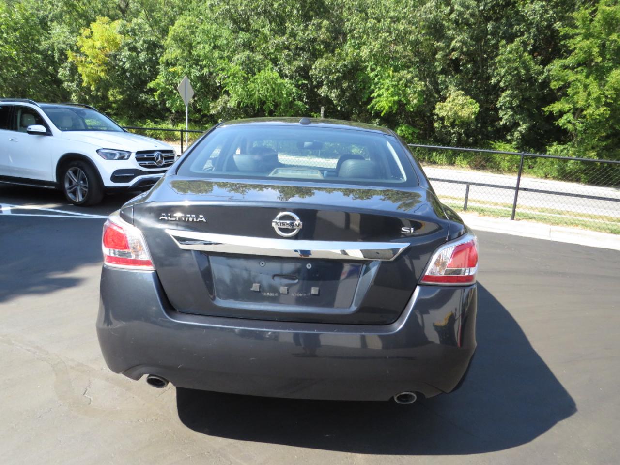 Nissan Altima 4dr Sdn I4 2.5 SL 2015