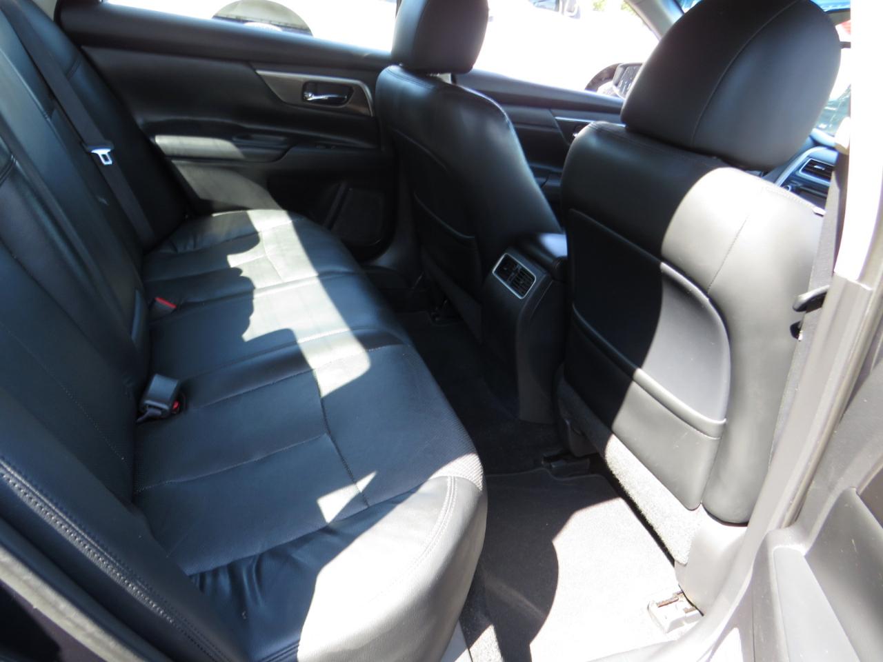 Nissan Altima 4dr Sdn I4 2.5 SL 2015