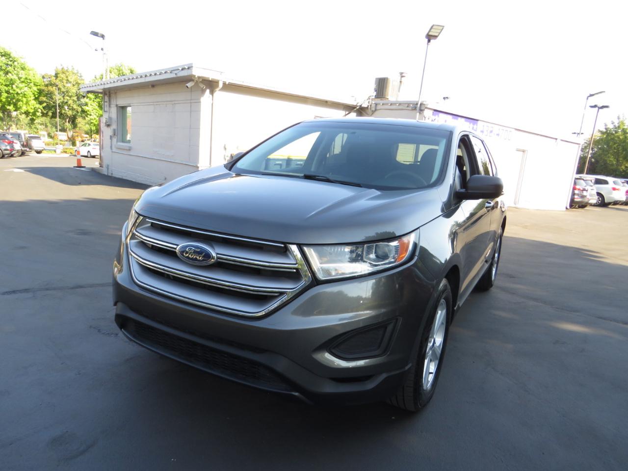 Ford Edge 4dr SE FWD 2015