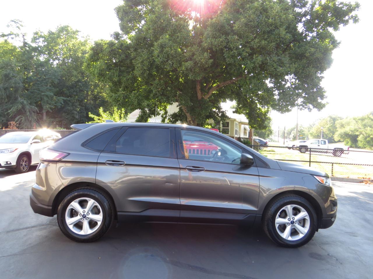 Ford Edge 4dr SE FWD 2015