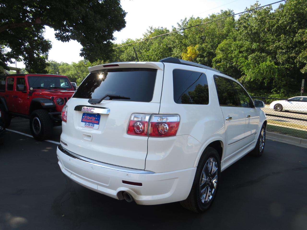 GMC Acadia FWD 4dr Denali 2012